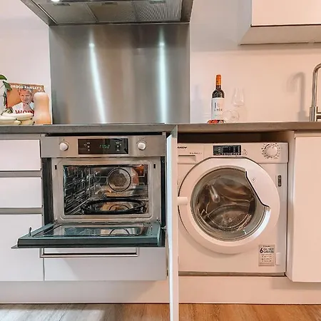 Coolest In - Close To And Amsterdam * 하를렘