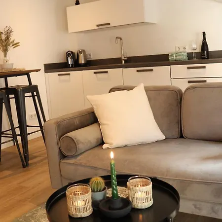 Coolest In - Close To And Amsterdam 아파트